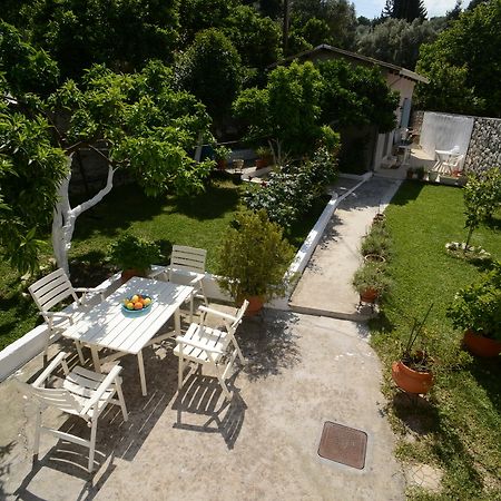 Tsonas Apartments Lygia  Bagian luar foto